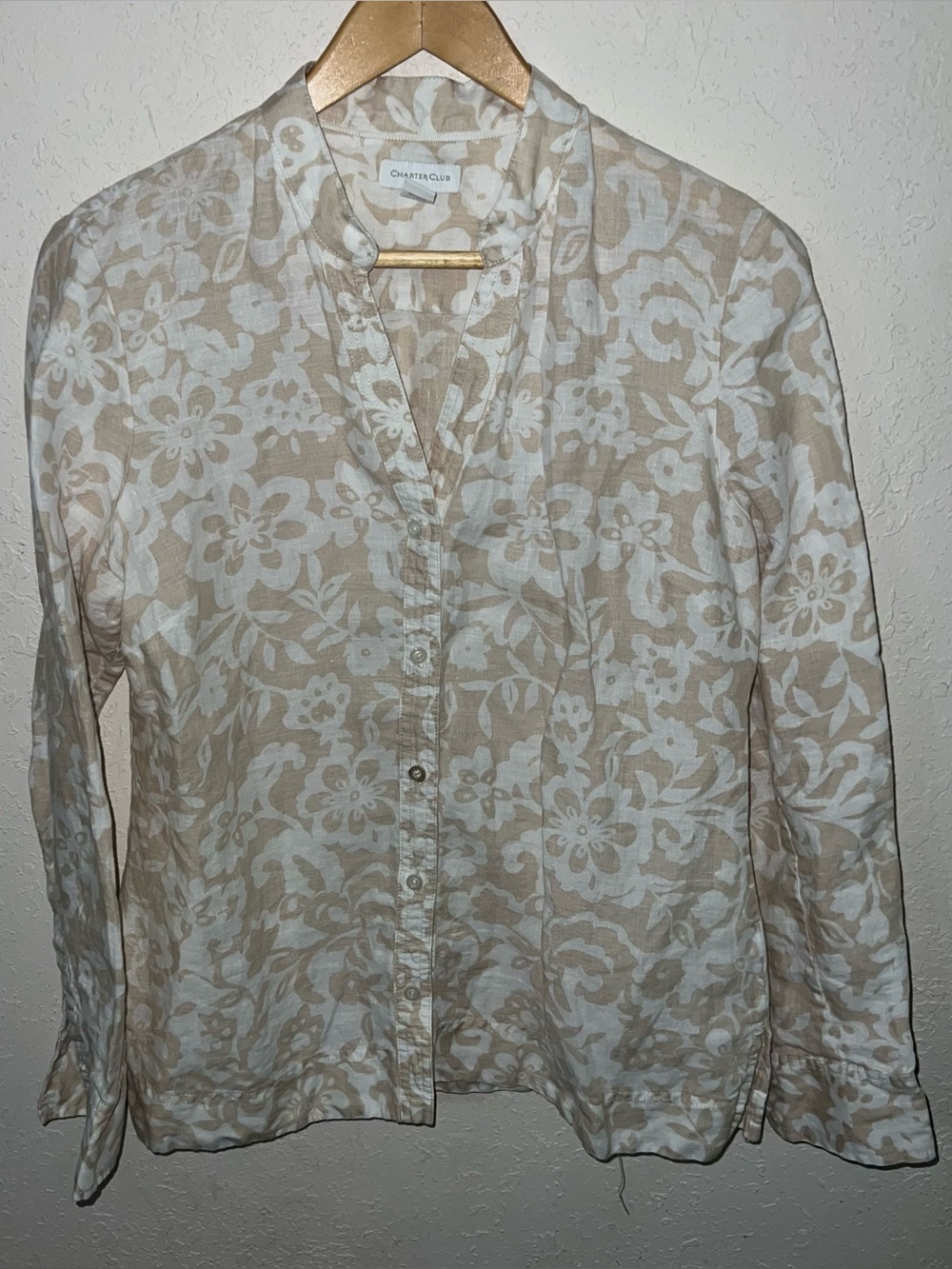 Charter Club Size 10 Top Button Up 100% linen Tan
Floral Summer Beachy Roll Tab